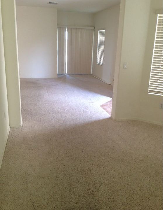 1st image of 11940 W Fontenelle Dr