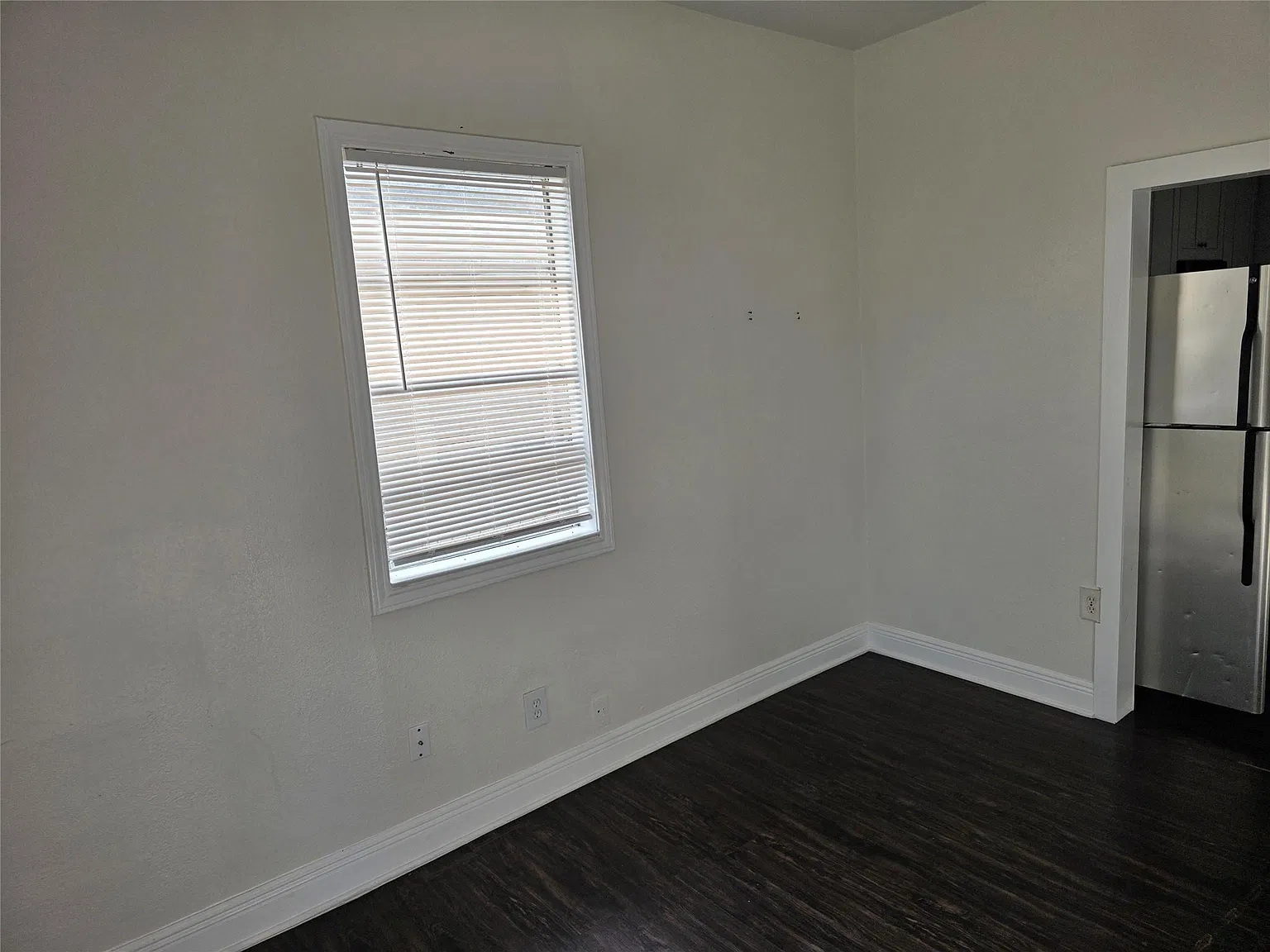 1 bed, 1.0 bath, 1056 sqft, $800 — Photo 4