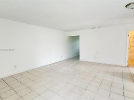 5605 9th Ave, Fort Myers, FL