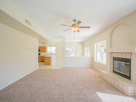 3rd image of 11339 W Primrose Dr