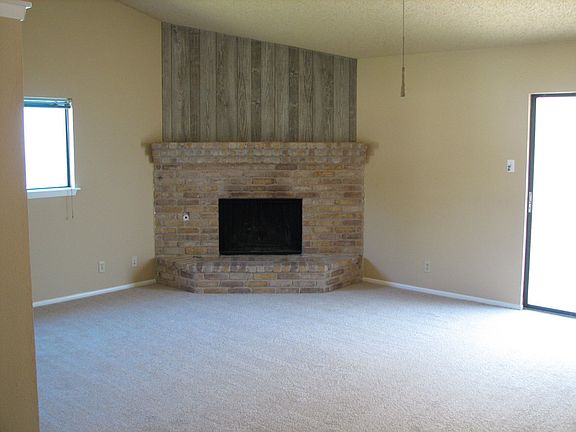3rd image of 9730 Broad Forest St