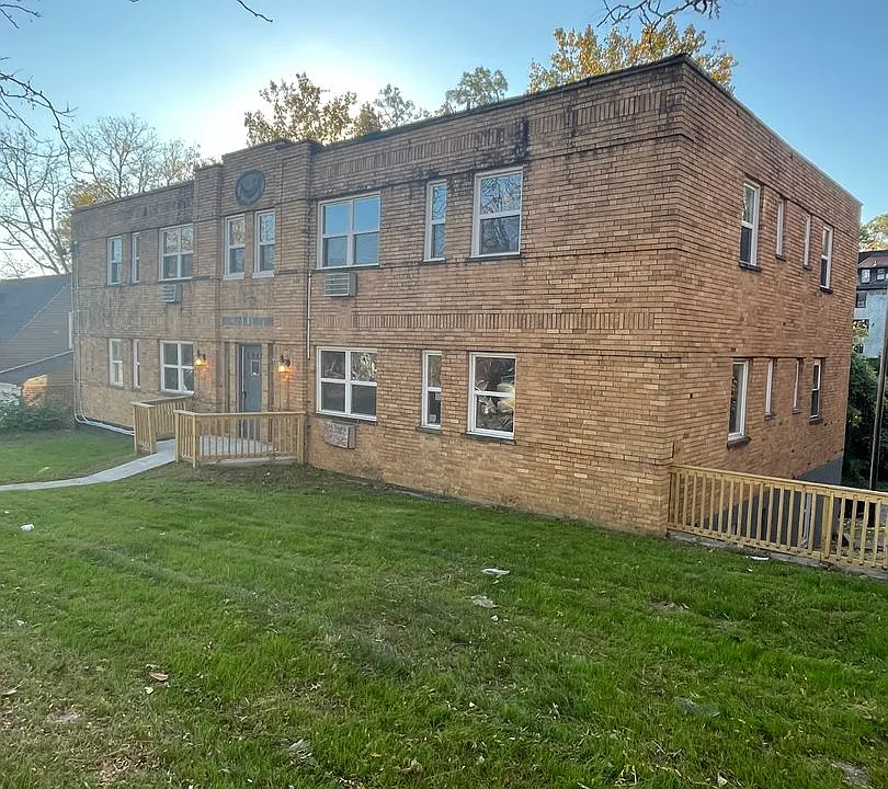 4056 Reading Rd