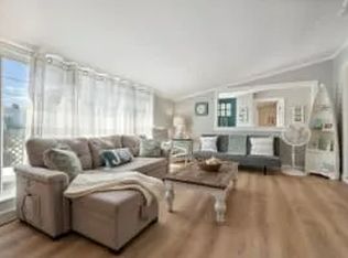 3 Riverside Dr, Newbury, MA 01951