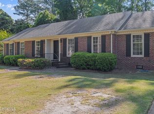 2103 Dallas Drive, Kinston, NC 28504