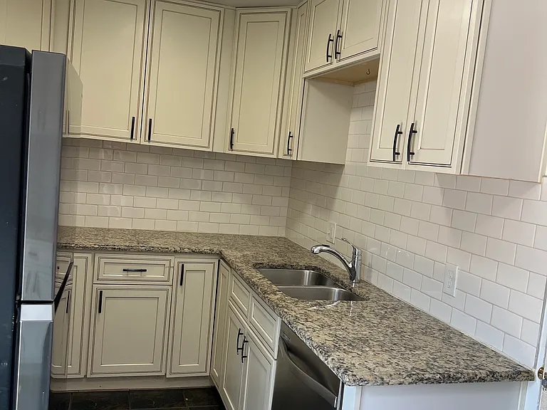 6396 E Mississippi Ave — Photo 3
