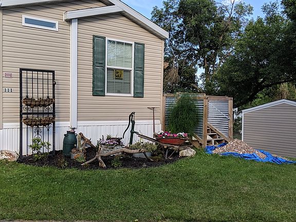 Front of trailer to road