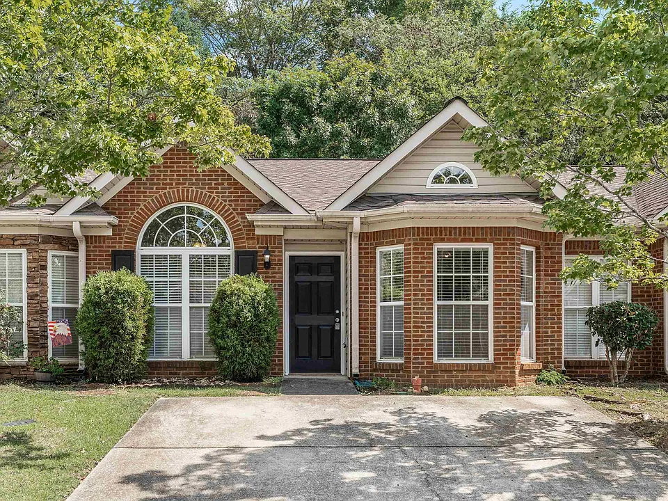 114 Hayesbury Ln