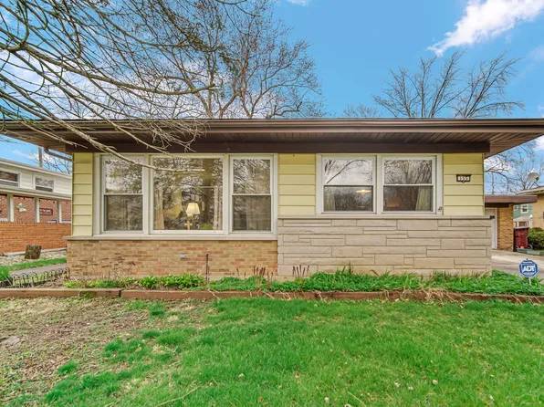 155 W Elmwood Dr, Chicago Heights, IL 60411