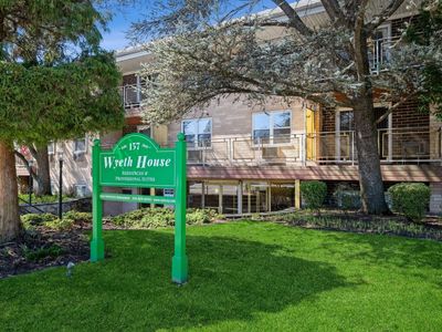 157 Hempstead Avenue #B2, Lynbrook, NY, 11563