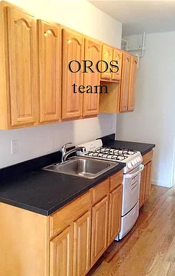 Rented by City Connections Realty | media 6