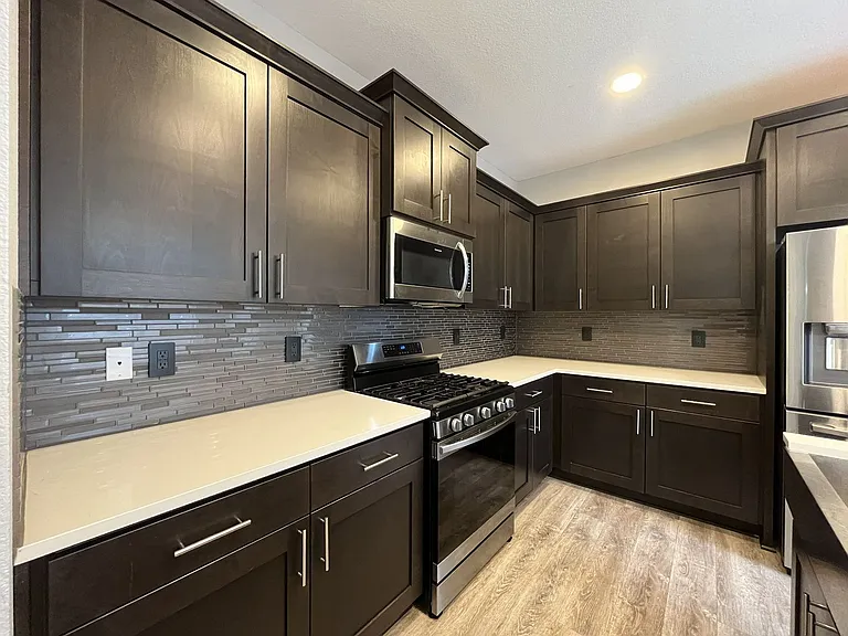 1066 S 29th Blvd — Photo 10