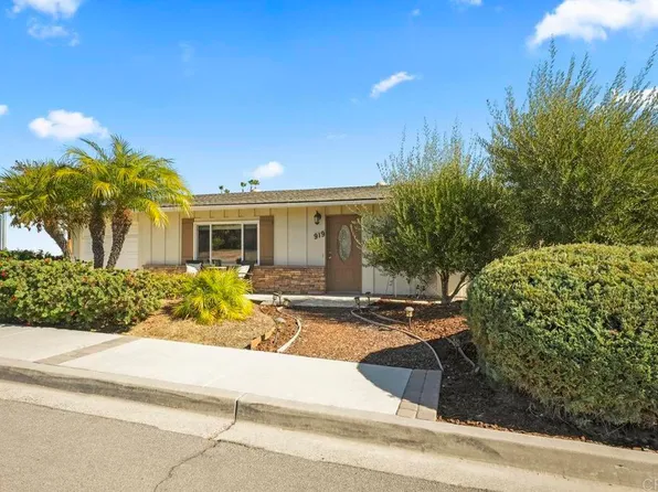 919 La Fiesta Way, San Marcos, CA 92078