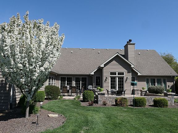 5th image of 3180 Woodhaven Dr