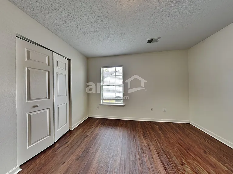 200 Revis Creek Ct — Photo 16