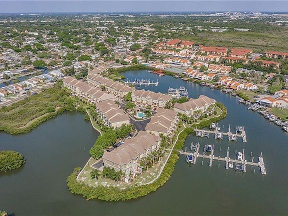 3rd image of 4335 Spinnaker Cove Ln