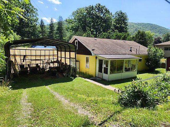 2nd image of 2584 Old West Creek Rd