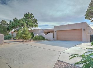 1709 White Cloud St NE, Albuquerque, NM 87112