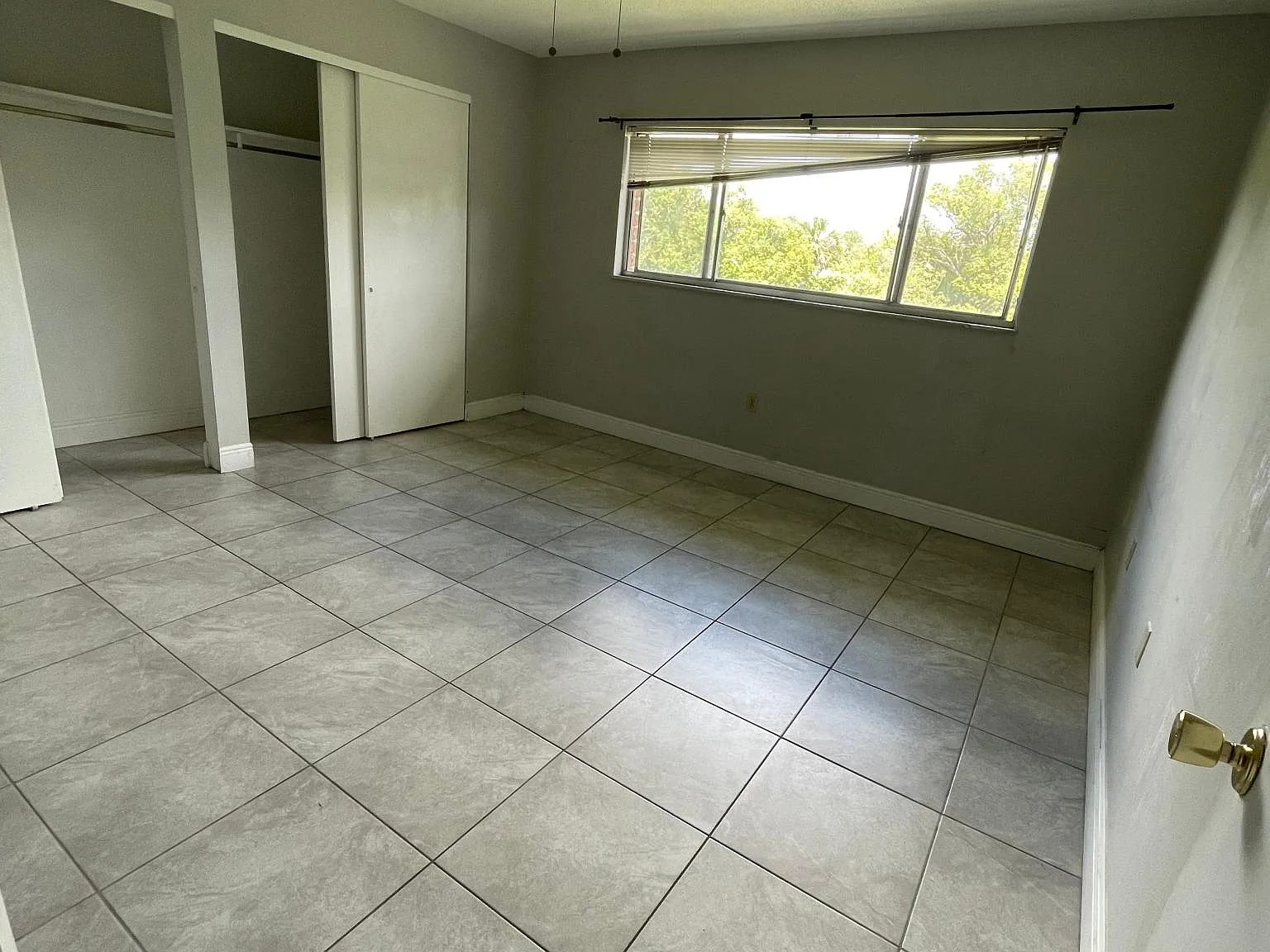 797 W Lancaster Rd — Photo 2