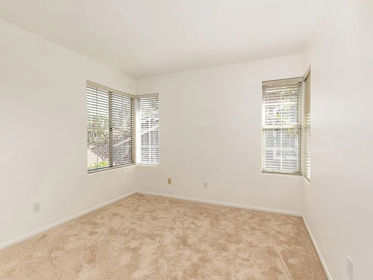 132 Matisse Cir — Photo 23