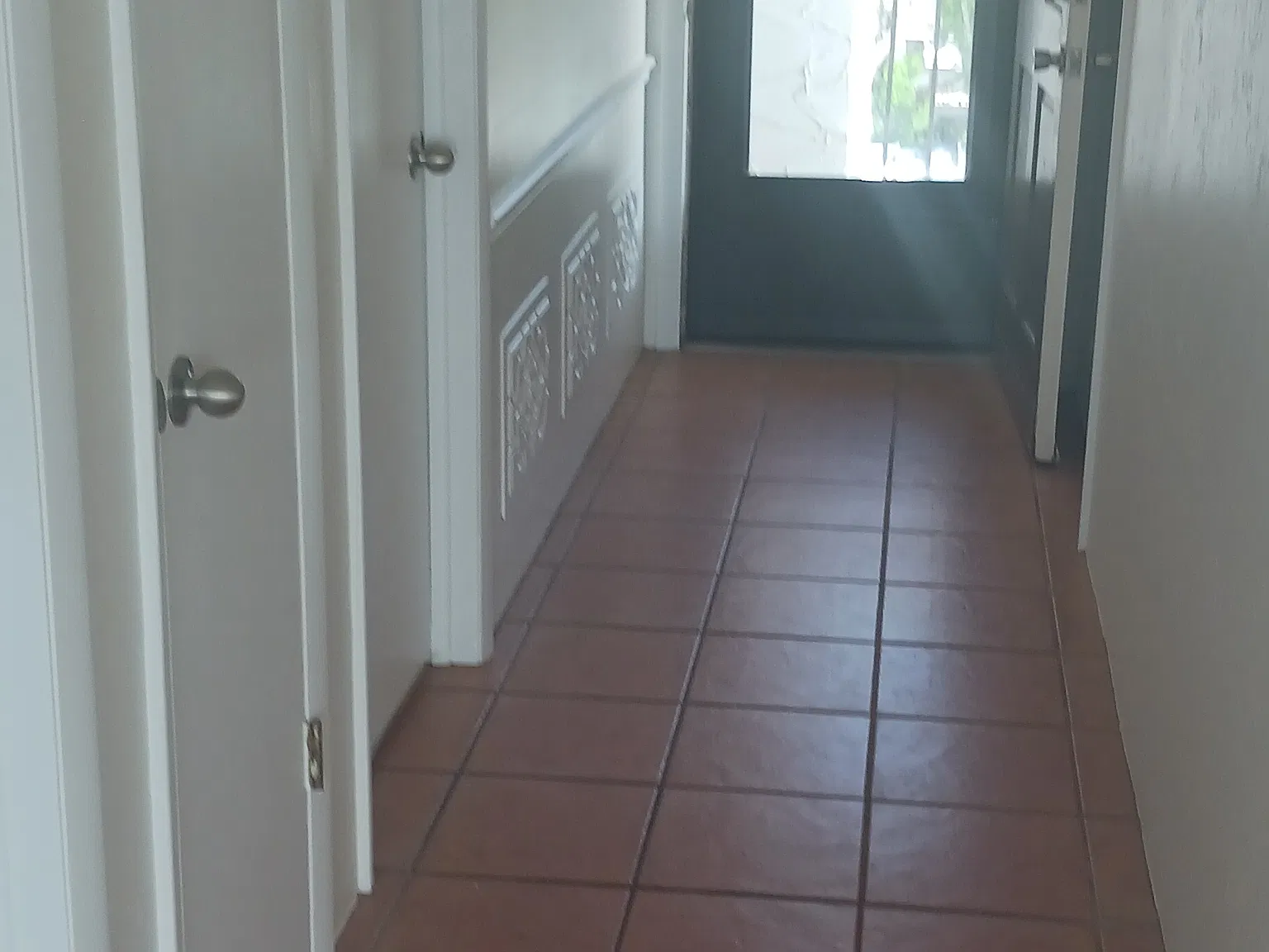 118 S Halifax Ave — Photo 2