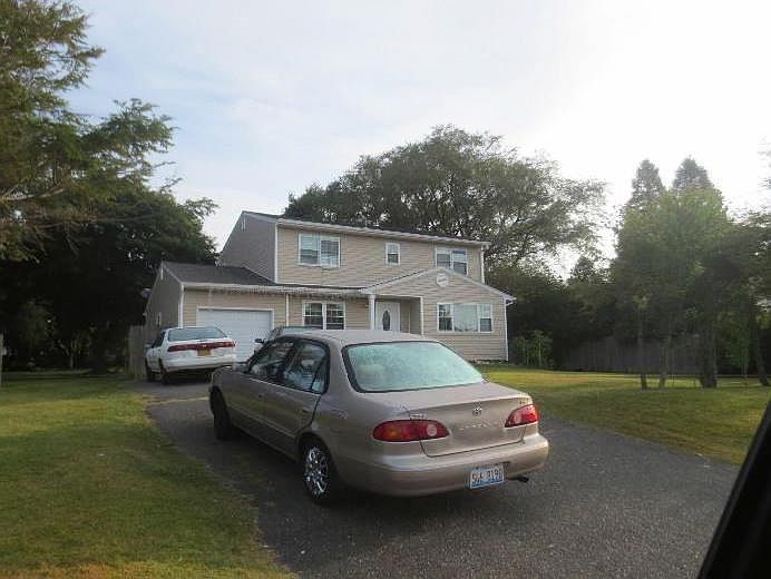 2nd image of 101 E Woodside Ave
