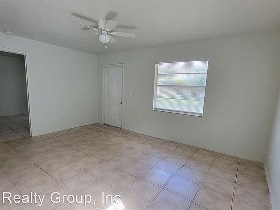 4th image of 4531 W 67th St #10596694