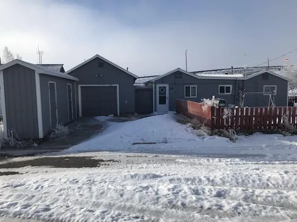 328 W Dawson Ave, Shelby, MT 59474