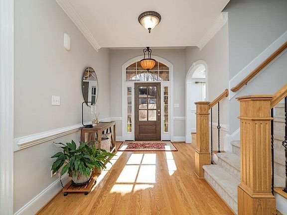 4th image of 8116 Ortin Ln