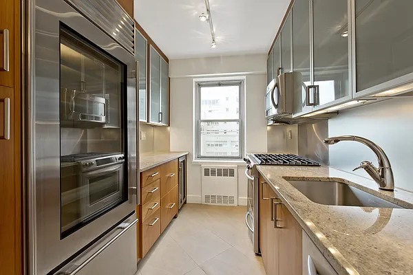 Rented by Nest Seekers International | media 2