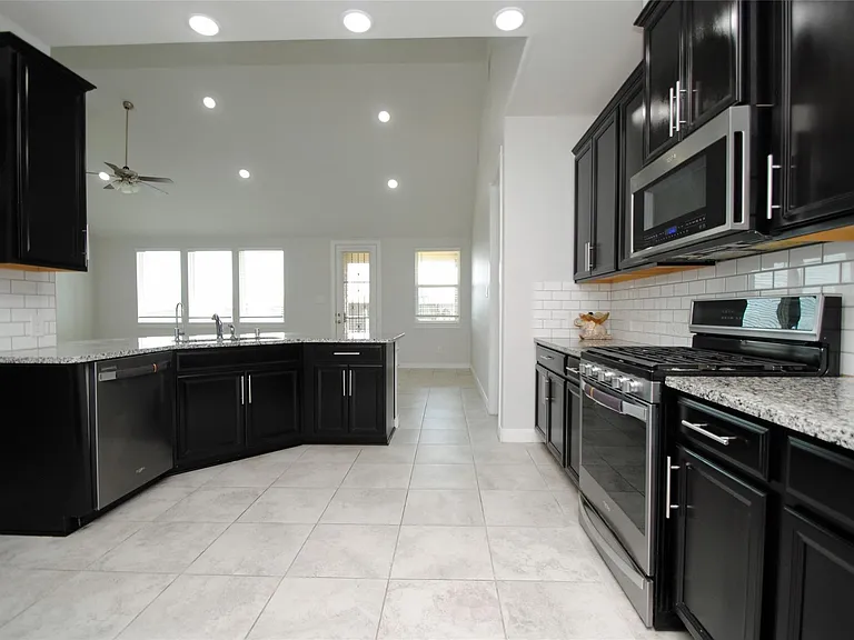 8834 Arch Rock Dr — Photo 11