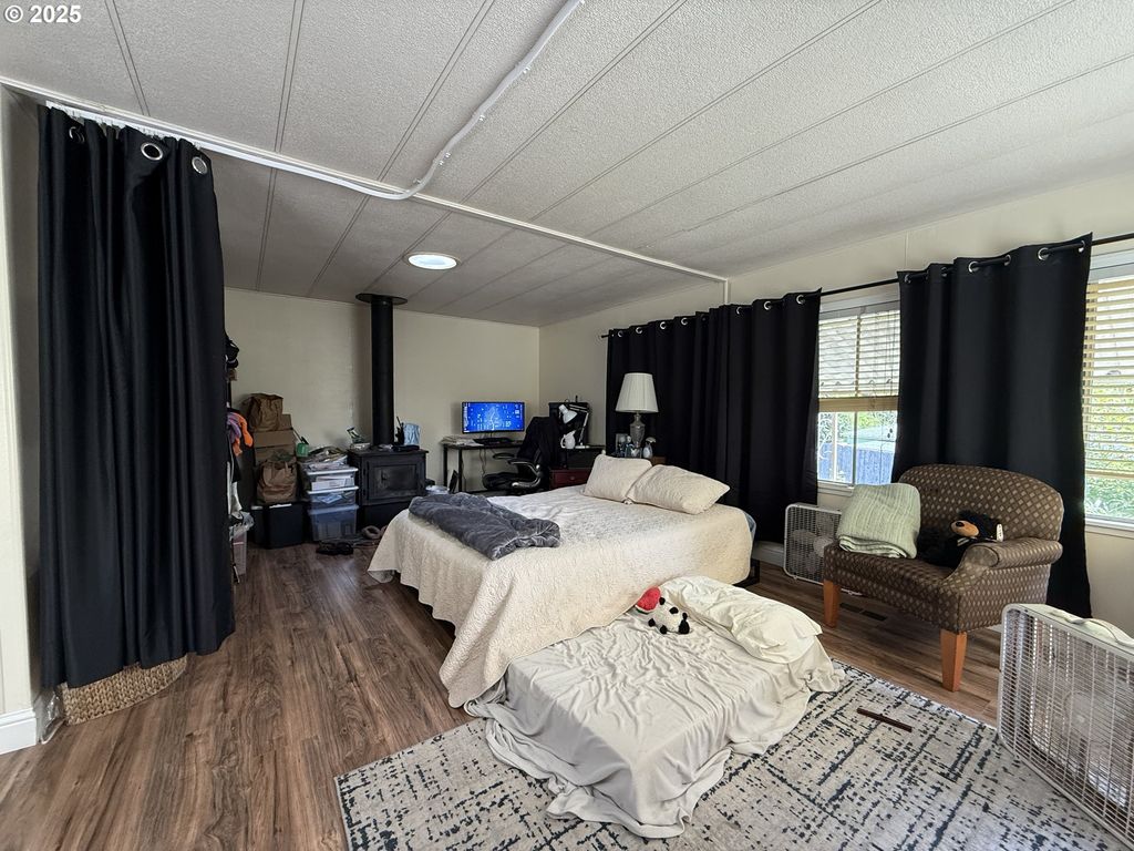 17813 Aqua Vista Ln, Brookings, OR - View 4