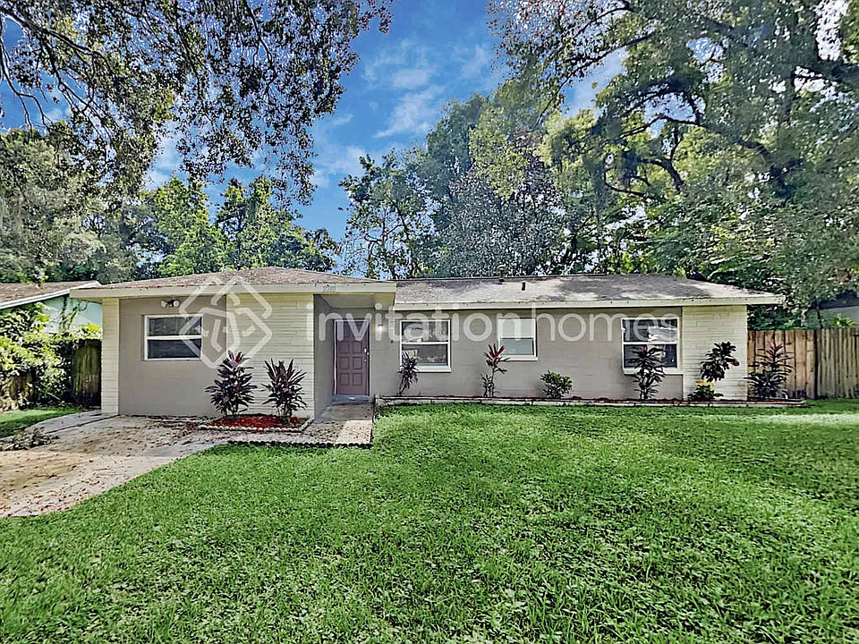 2210 Elise Marie Dr
