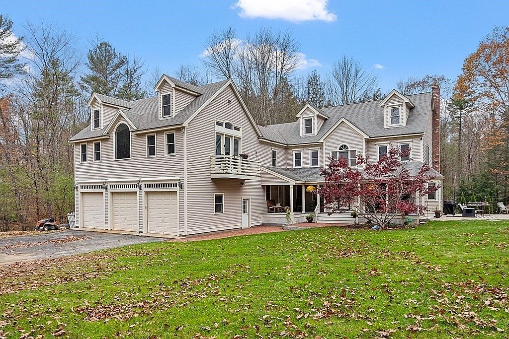 41 Maple St, Pepperell, MA 01463 Zillow