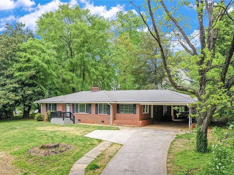 192 Jess Hunt Rd — Photo 3
