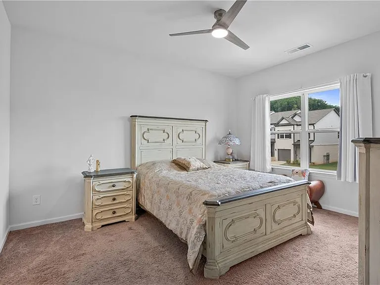 229 Dupont Dr — Photo 13
