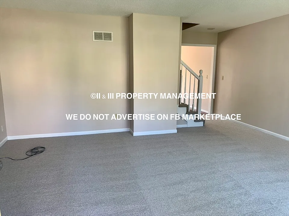 6100 North Harden Court - 1 — Photo 4