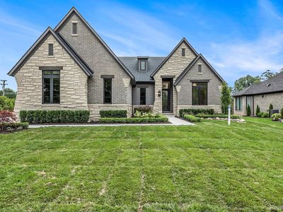 12771 N Pointe Dr, Shelby Township, MI, 48315