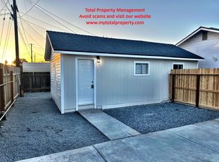 308 W Visalia Rd #B, Exeter, CA 93221