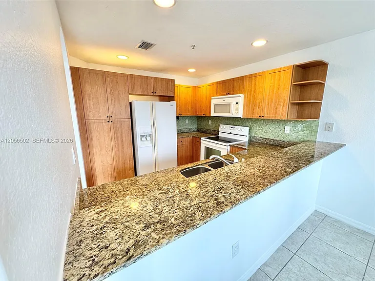 10850 NW 89th Ter #2105 — Photo 8