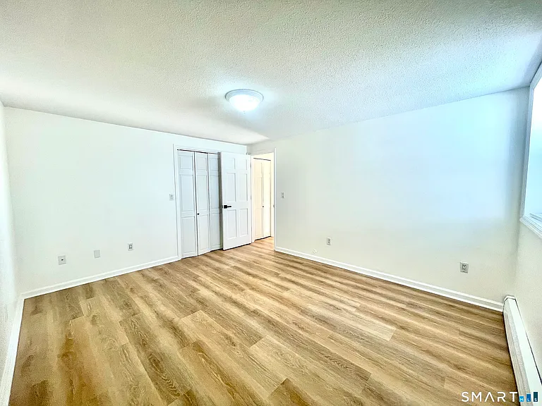 112 Woodbine St #1 — Photo 17