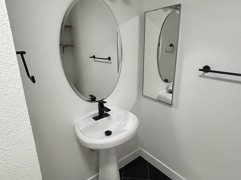 6600 Warner Ave — Photo 13