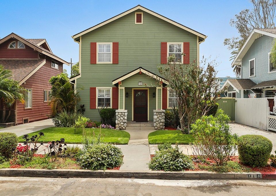1st image of 816 Loma Ave