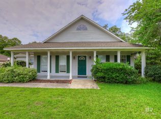 211 Driftwood Ave, Fairhope, AL 36532