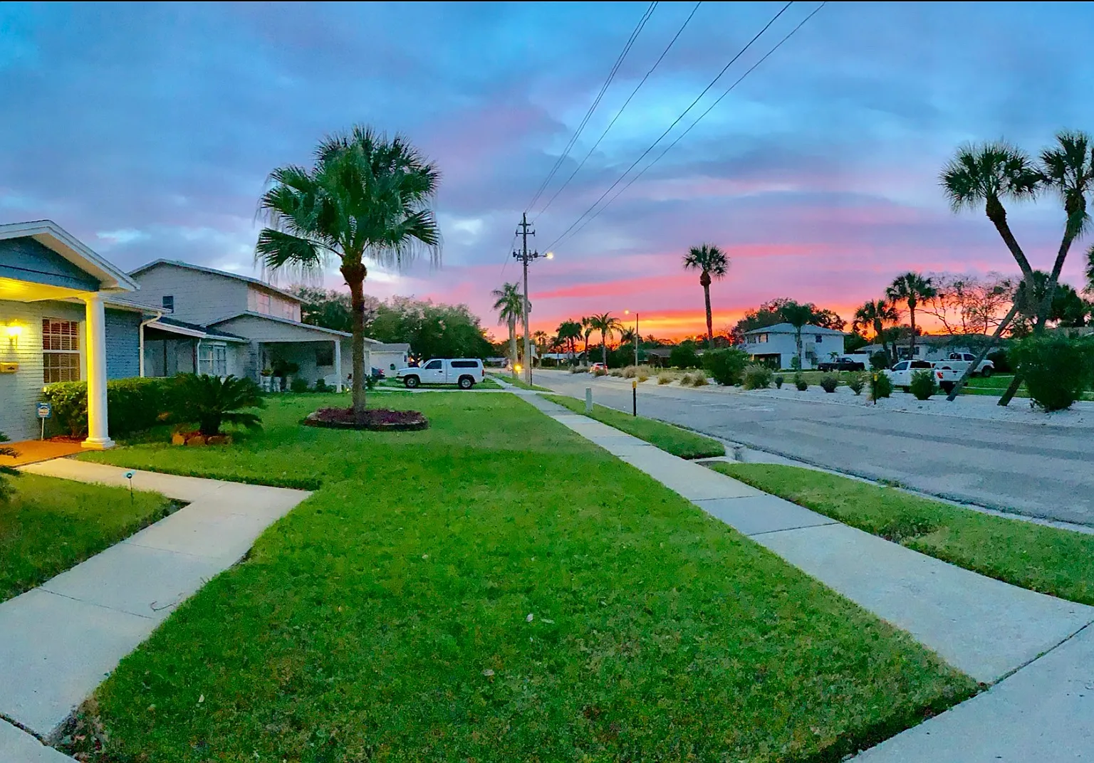 2 bed, 700 sqft, $2,400 — Photo 1