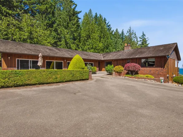 5071 Island Hwy W, Nanaimo, BC V9K 1Z1