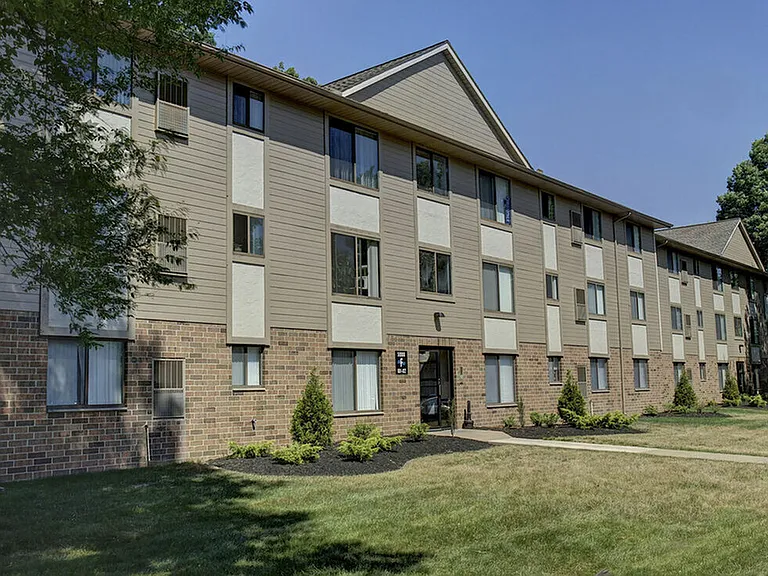Reserve at Lake Pointe — Photo 9