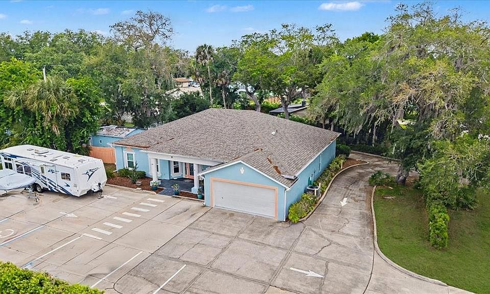 1st image of 1830 Orange Tree Dr