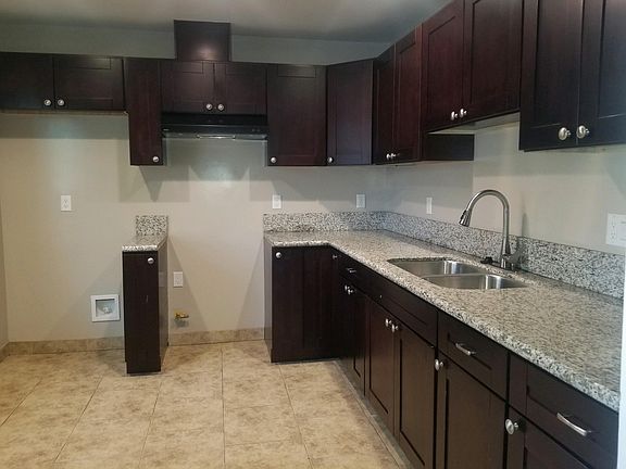 4th image of 1521 Kurtz Ave