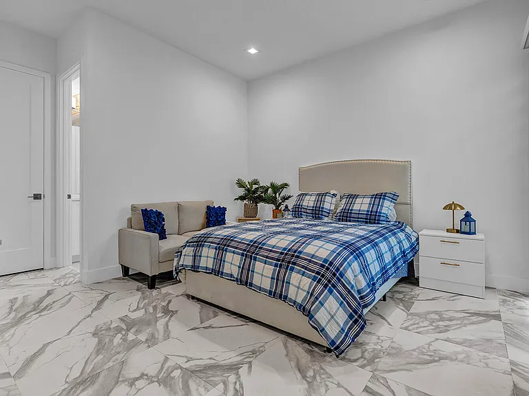 9524 Riverside Park Dr — Photo 20