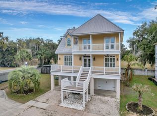 101 Cathead Ln, Darien, GA 31305